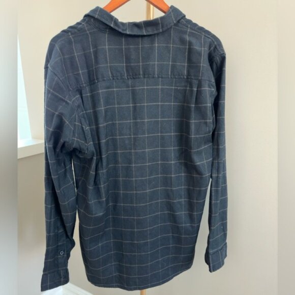 Levi’s Commuter Plaid Button Down Shirt Black Brown Long Sleeve Men’s Medium - Picture 2 of 5